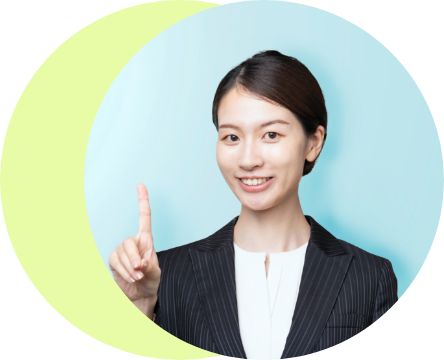 スタッフの女性
